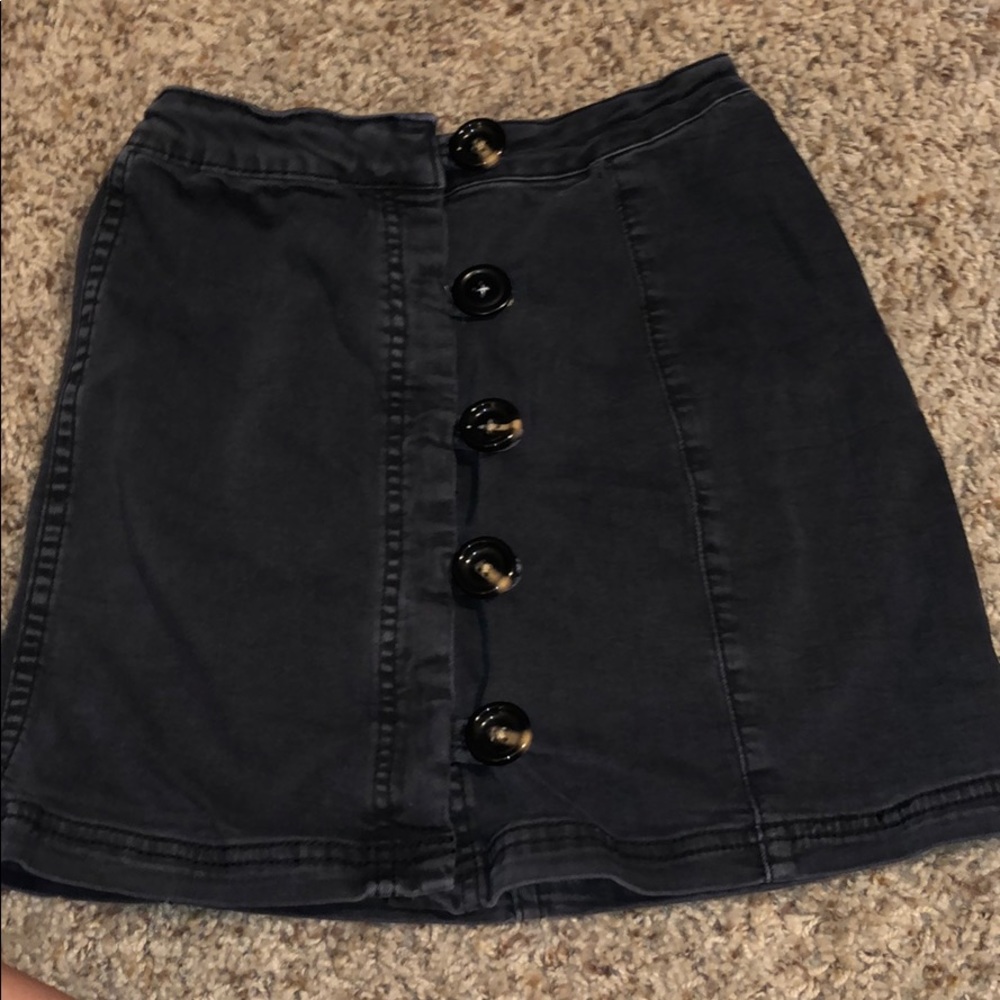 size 23 black skirt from pacsun